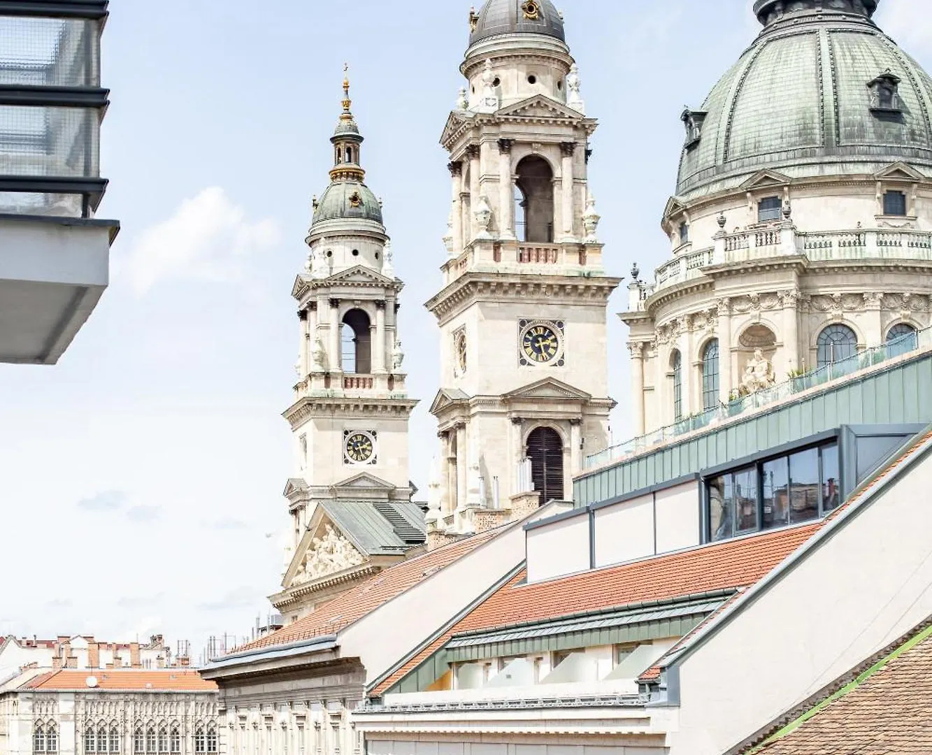 Ultra Central - Balcony - Basilica View Budapest Hungary